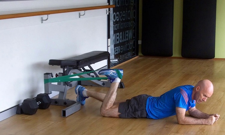 #4 Banded Hamstring Curl
