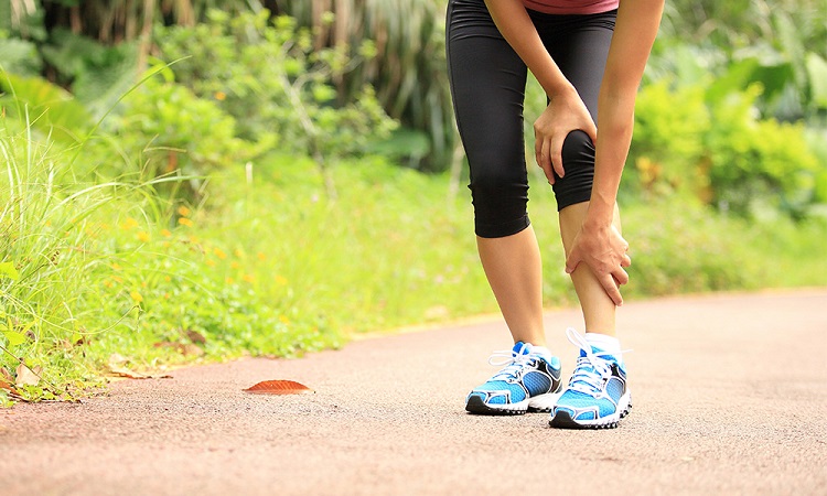 What Are the Signs of Poor Circulation in Your Legs?